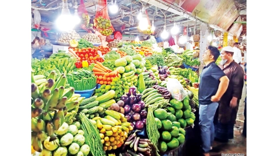 সবজির মধ্যে শুধু আলুর দামই কম