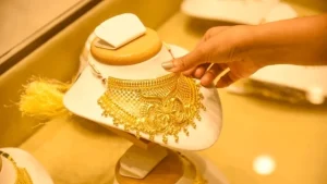 আজকের স্বর্ণের দাম,ভরিতে নতুন রেকর্ড মূল্য