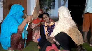 পাবনায় অনলাইন জুয়ায় হেরে স্ত্রীকে চিঠি লিখে যুবকের আত্মহত্যা