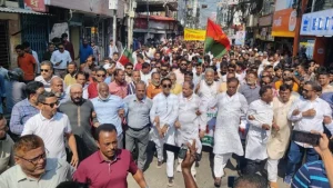 নির্বাচন বানচালের চেষ্টা করলে দেশে আবারও বিপ্লব ঘটবে : সরোয়ার