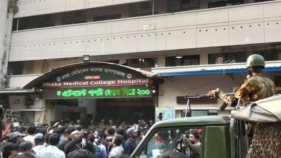 হাদিকে দেখতে গিয়ে ঢামেকে তোপের মুখে মির্জা আব্বাস